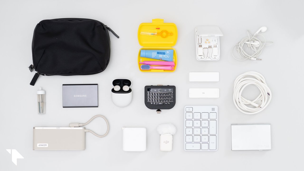 【ガジェットポーチの中身】出先でも作業環境を整えたい! 厳選お気に入りアイテムたち