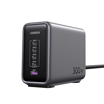 UGREEN Nexode 300W 充電器 【改良バージョン】 PD3.1対応 5ポート同時急速充電 4 USB-C＆1 USB-A 縦式省スペース ダブルGaNFastⅢ(窒化ガリウム) 単一ポート140W常時対応 PCに急速充電対応 MacBook Pro14”/16”/PD対応Macbook M4/iPad/iPhone 15/16/Galaxy/Android/その他 CD333
