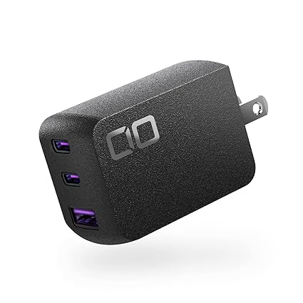 CIO NovaPort TRIOⅡ 65W USB-C ×2+A 急速充電器 [世界最小級 NovaIntelligence NovaEngine搭載] ACアダプター 3ポート 2C1A USB type-C×2 + type-A ノートPC 充電器 コンセント PD iPhone 15 / 16 Android Galaxy Macbook iPad向け (ブラック)